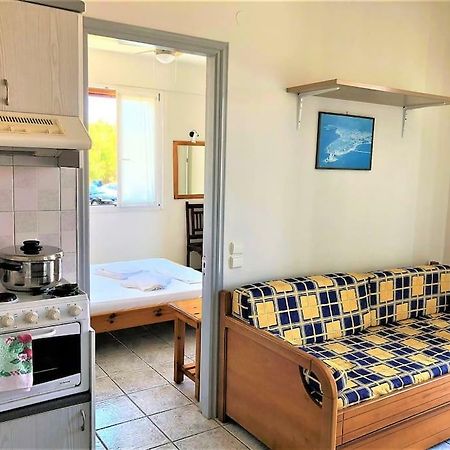 Mythos Suites-Apollo Apartment Methoni  Exterior photo
