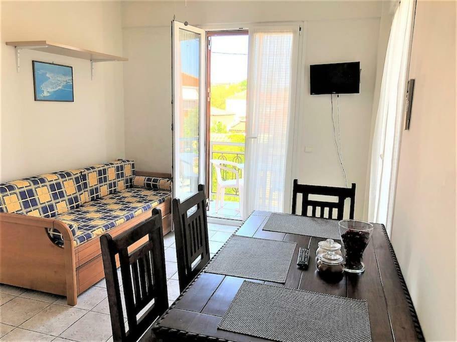 Mythos Suites-Apollo Apartment Methoni  Exterior photo